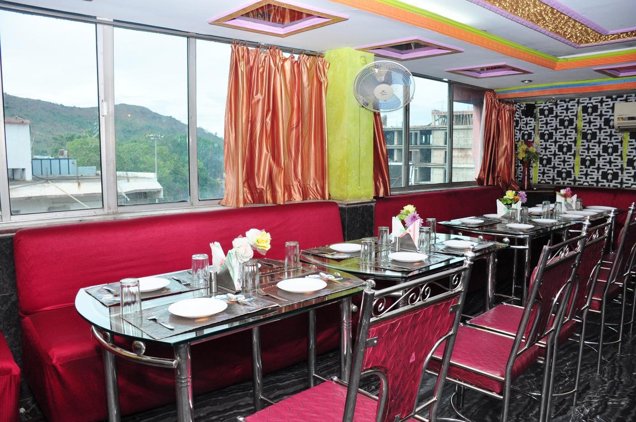 Hotel Aastha Rourkela Exterior foto